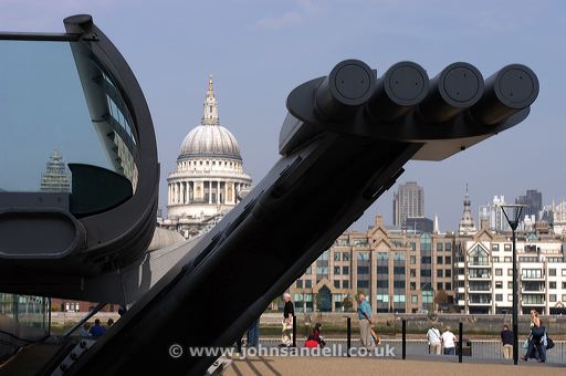 lond010096.jpg